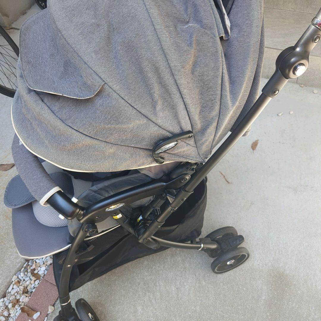【美品】アップリカ ベビーカー ラクーナビッテクッション A型 両対面式