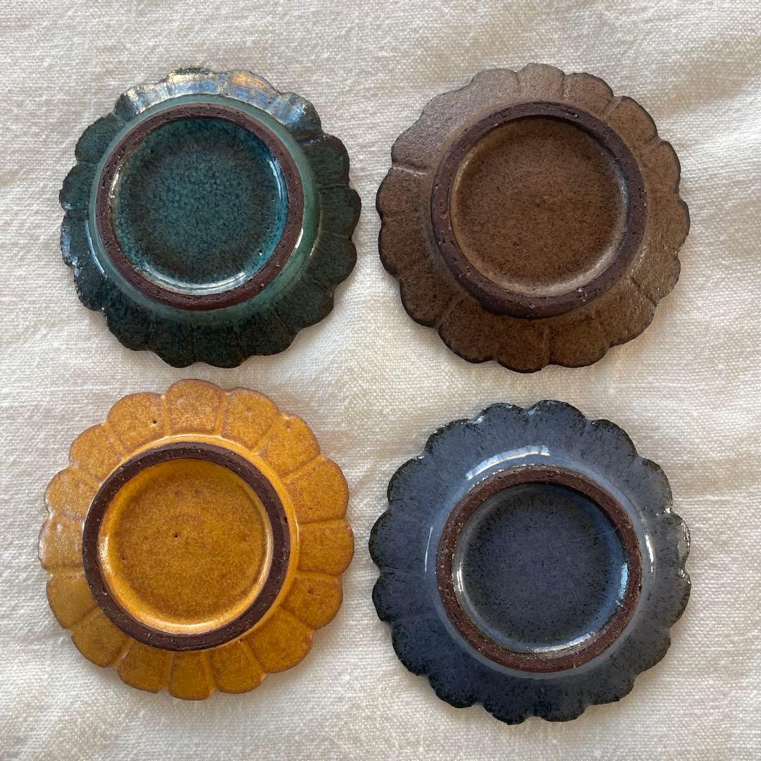 小澤基晴さんの輪花豆皿4枚セット