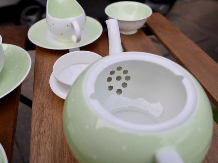 スージークーパー ＂レイズドスポット＂ ティーセット