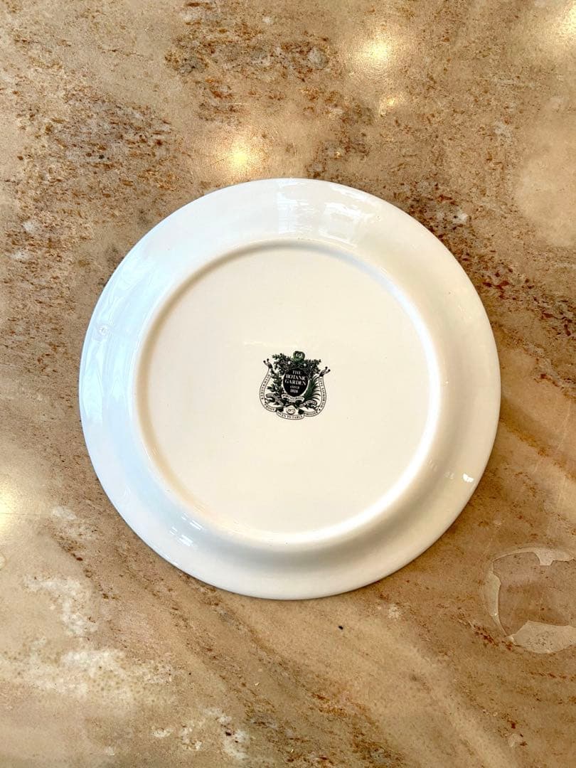 ポートメリオン　ボタニックガーデン　22㌢プレート