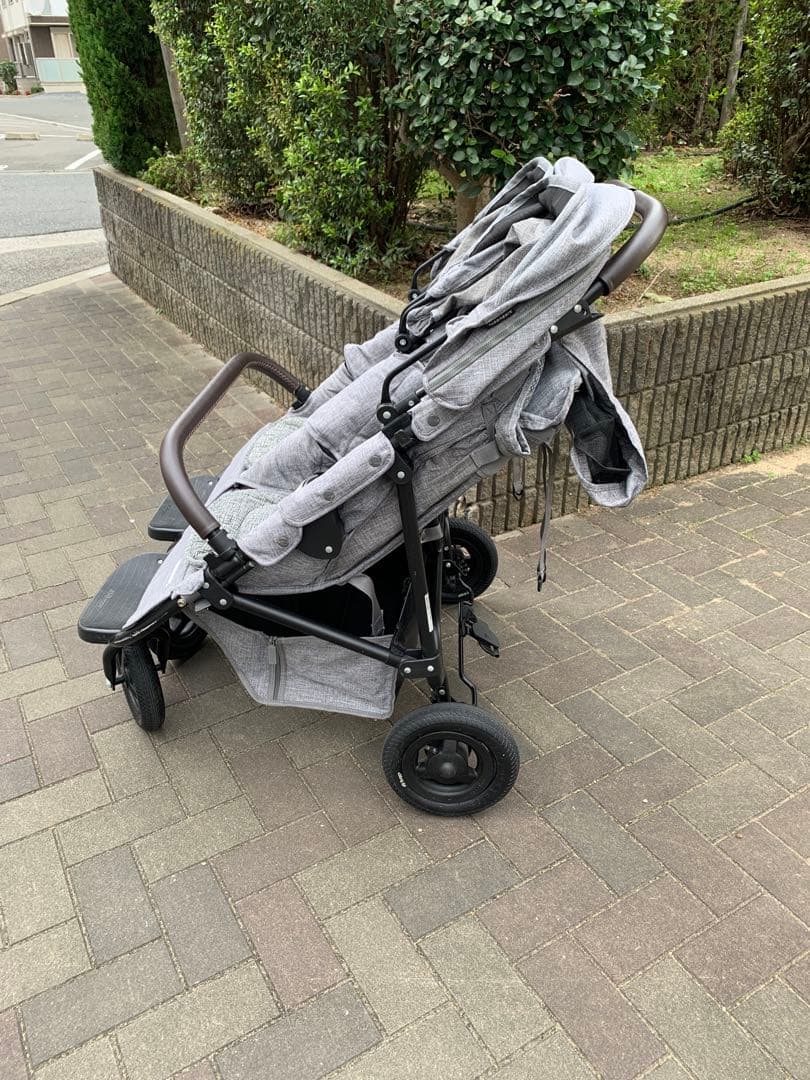 【雪うさぎ】【美品】エアバギー ココダブル 双子・年子用ベビーカー