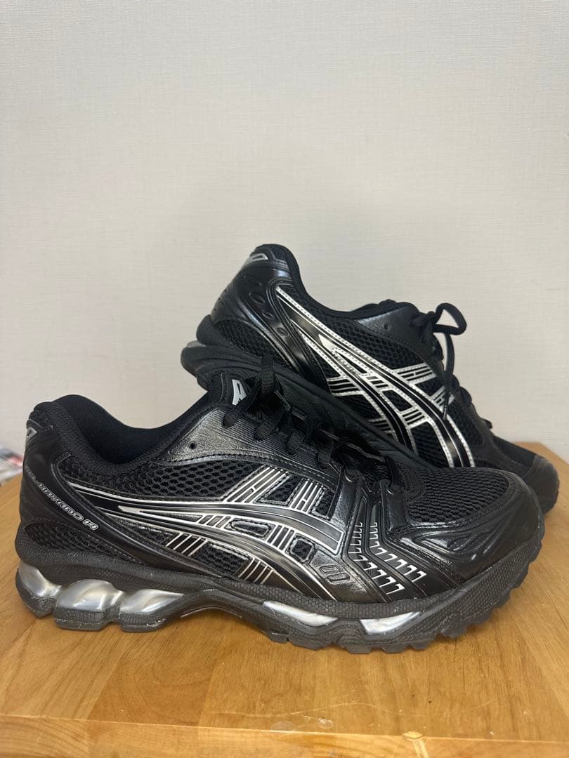 s様ASICS アシックス GEL-KAYANO 14（ブラック）