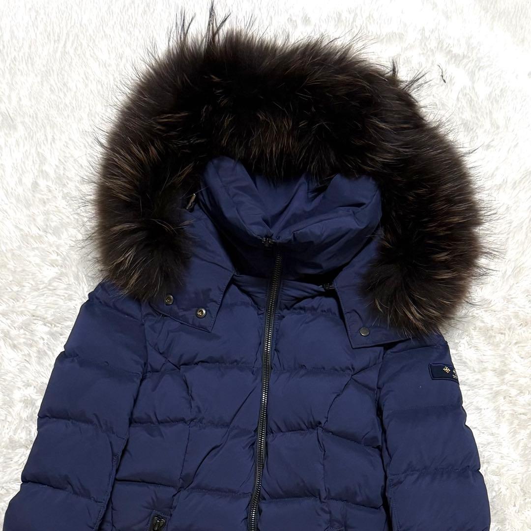 美品 TATRASタトラス セラミカ ダウンコート ラクーン ネイビー