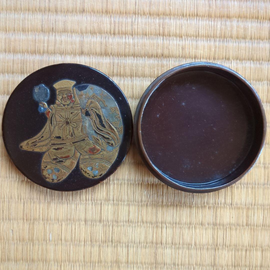 金箔装飾 漆器 香合 円形　大黒様　金蒔絵　打出の小槌　俵　骨董品　古美術