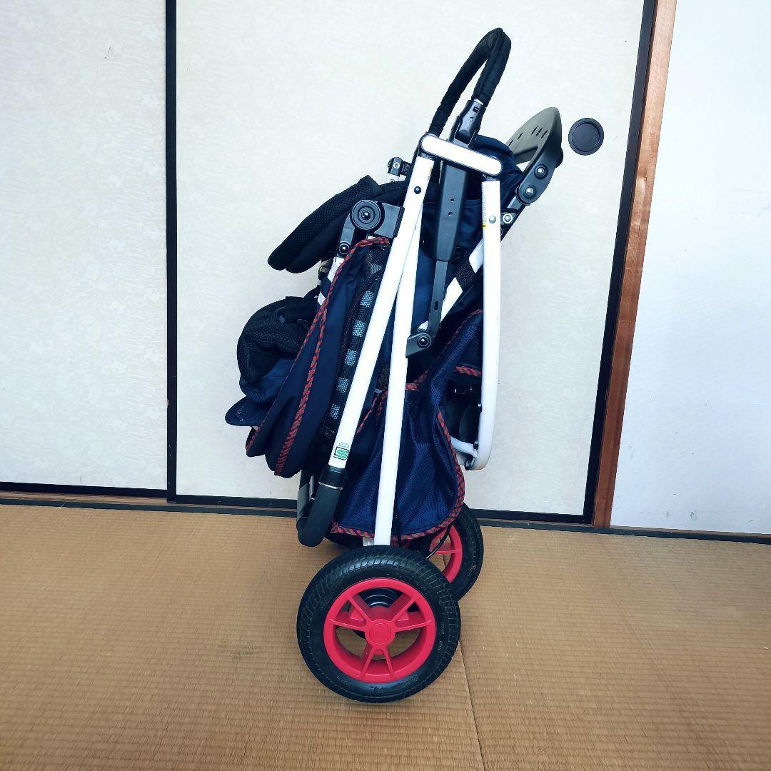 【familiar×アップリカ】スムーヴ　プレミアムスムーヴ　ベビーカー　三輪