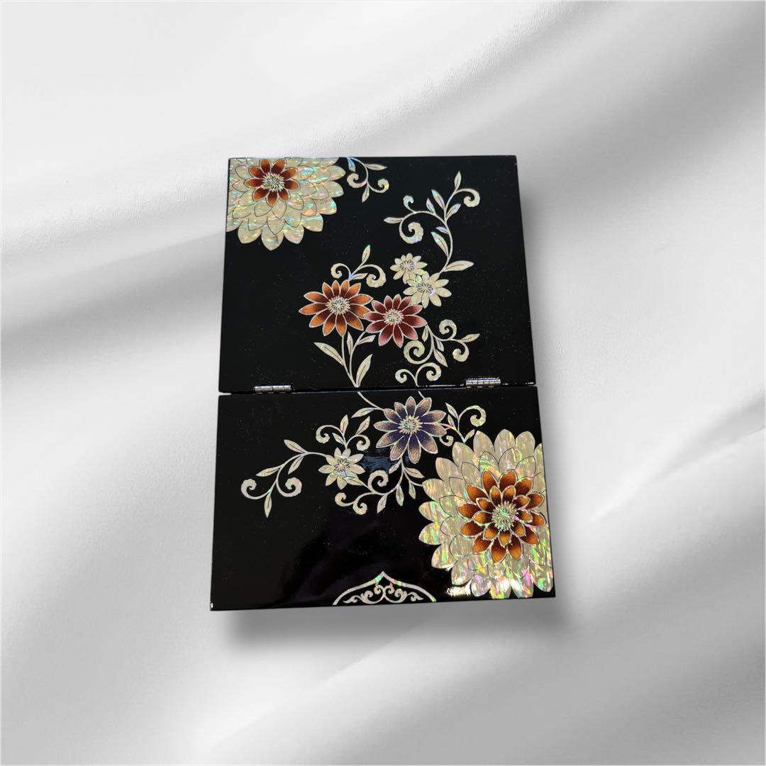 ジュエリーボックス　卓上ドレッサー　全漢鎬作　螺鈿　螺鈿細工　韓国伝統工芸品　花