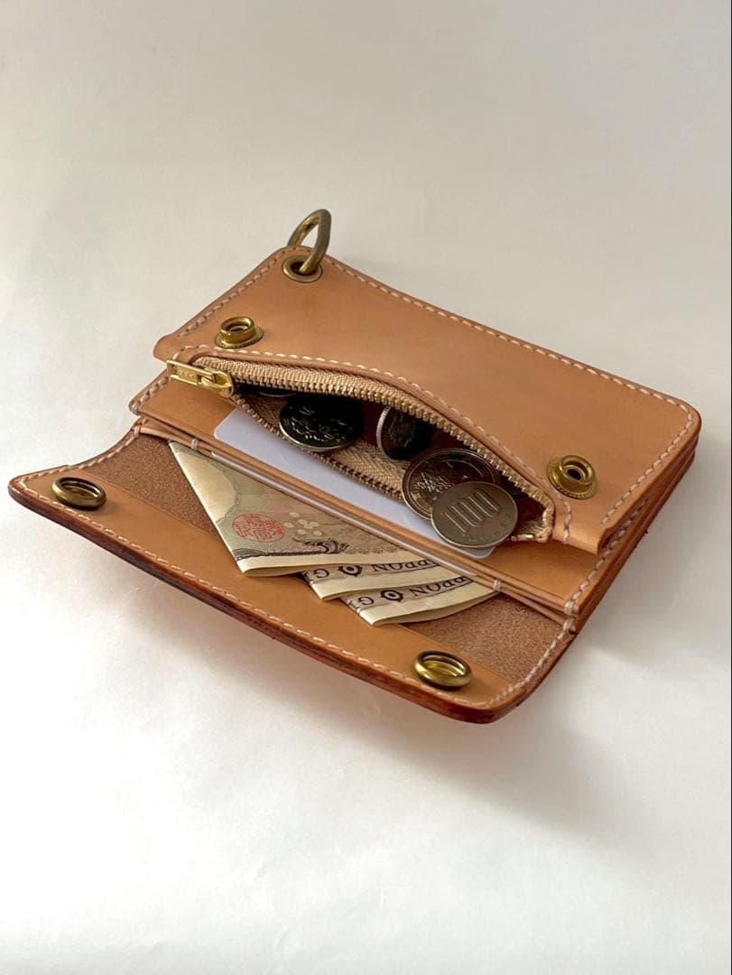 ミドルトラッカーウォレット｜三層タイプ｜本革（牛革）ヌメ革 × 手縫い×真鍮金具