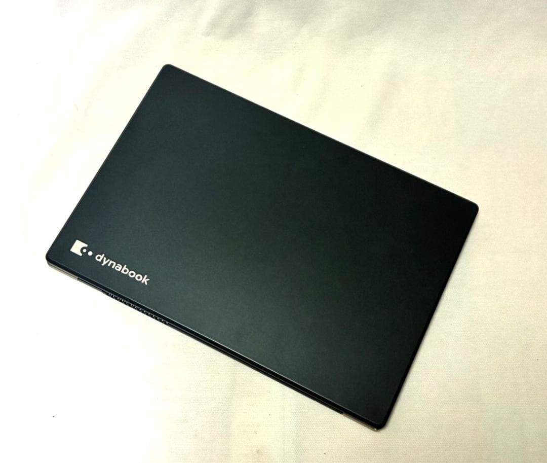 o*n様 外見美品 OS ストレージなし 薄型 13型 dynabook G83