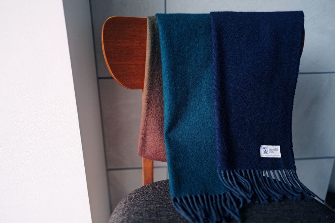 JOHNSTONS ジョンストンズ　グラデーションカシミヤマフラー