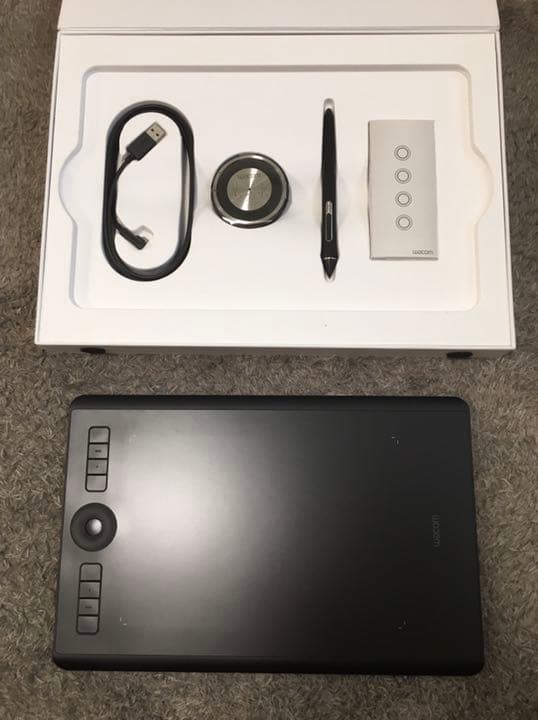 ワコム Intuos Pro Medium ペンタブレット PTH-660/K…