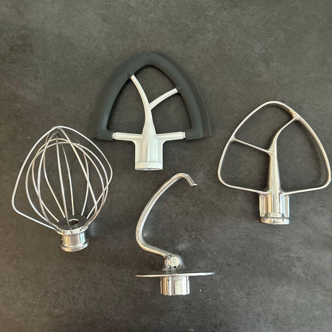 [美品] キッチンエイド100周年限定「クイーン オブ ハーツ」スタンドミキサー