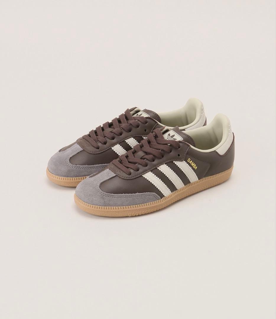 adidas スニーカー ブラウン　サンバ