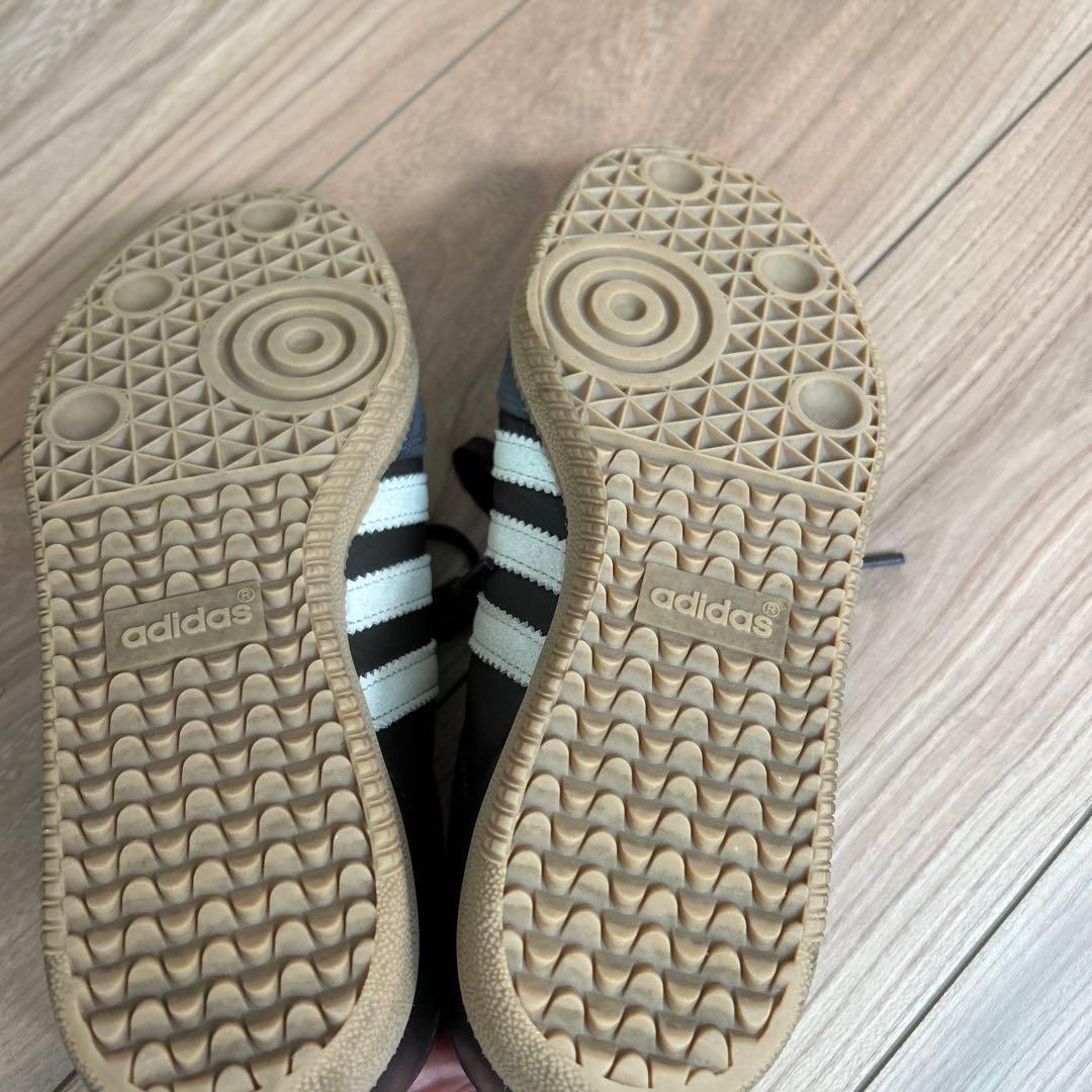 adidas スニーカー ブラウン　サンバ