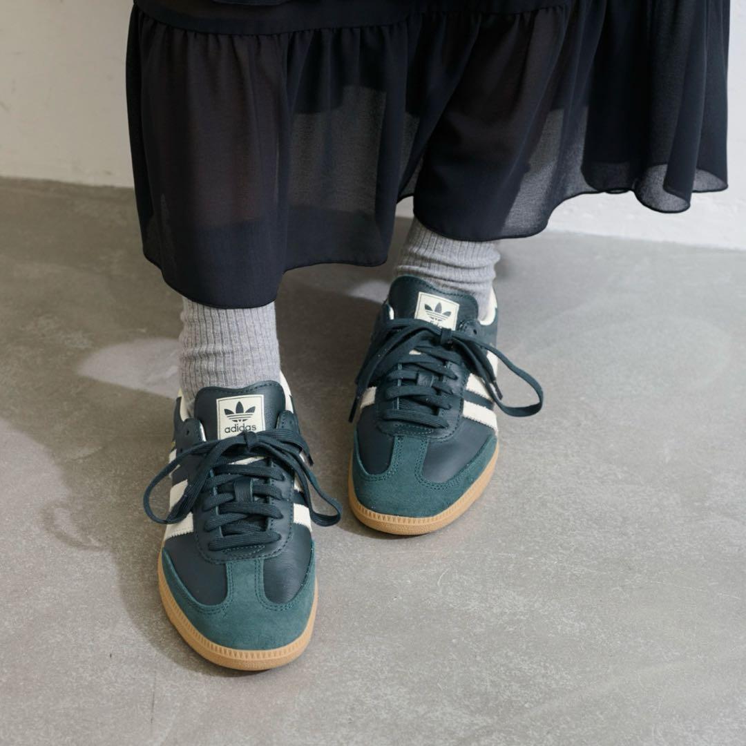 adidas スニーカー ブラウン　サンバ