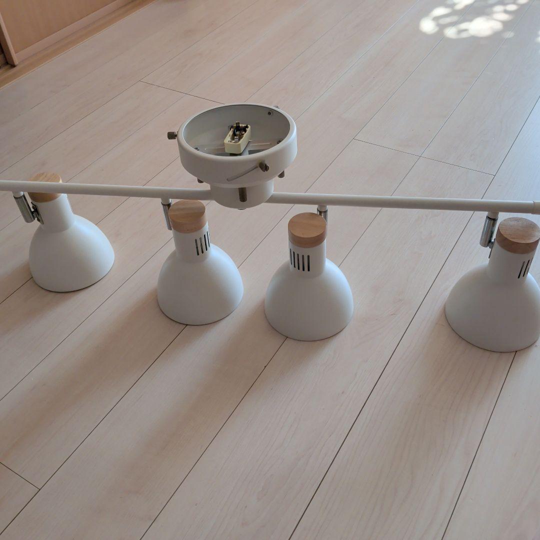 ホワイト 4灯シーリングライト 木目