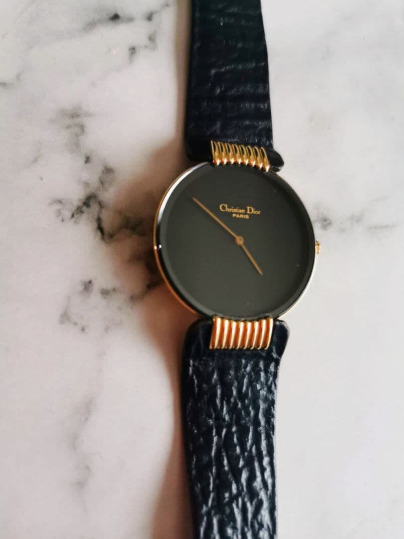 Christian Dior ブラックムーン腕時計（付属品完備・極美品）