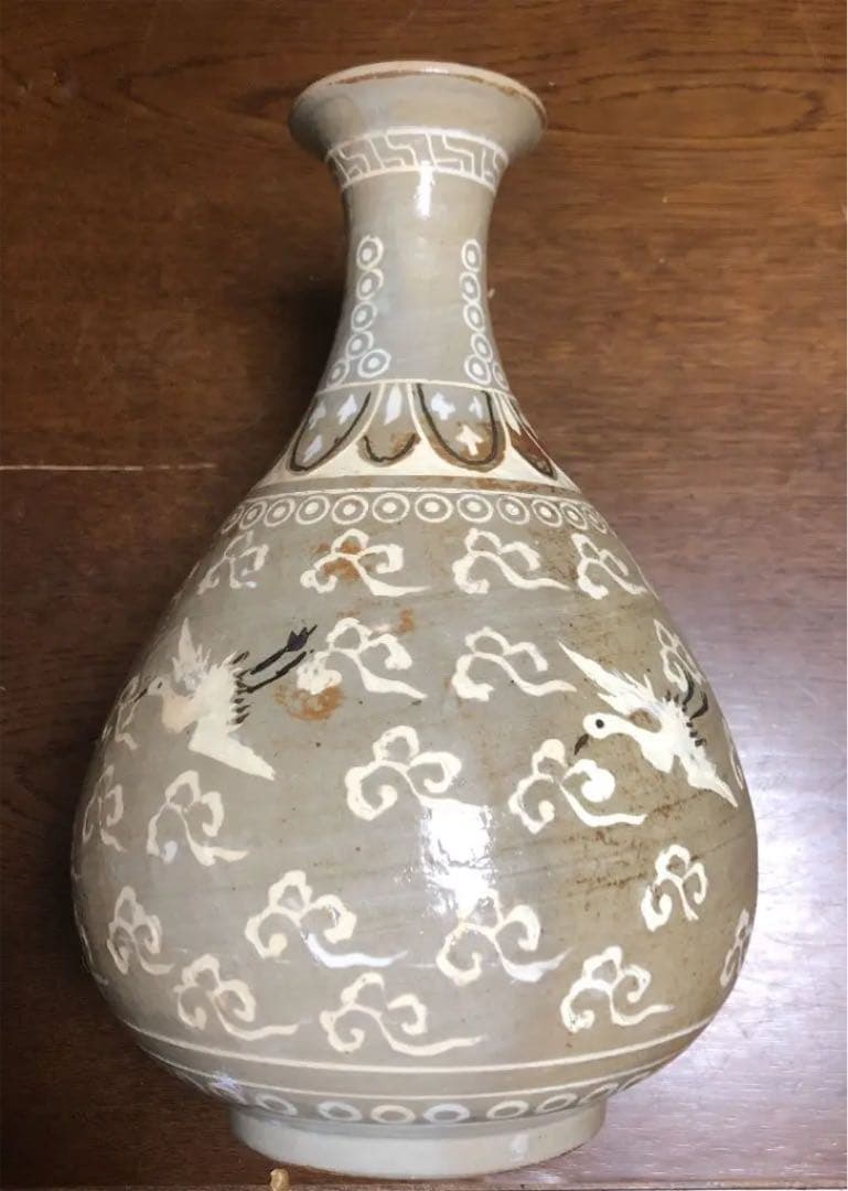 壺　鶴飛翔紋瓶