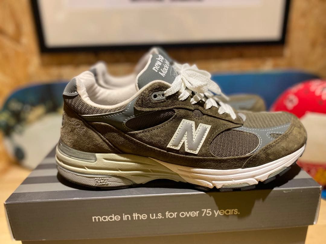 靴 NEW BALANCE MR993MG
