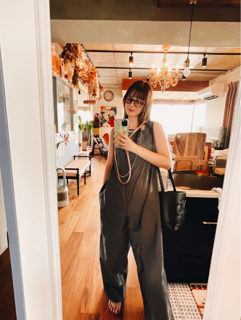 新品　トゥデイフル　 サイドギャザーコンビネゾン　サロペット　スザンヌ着用