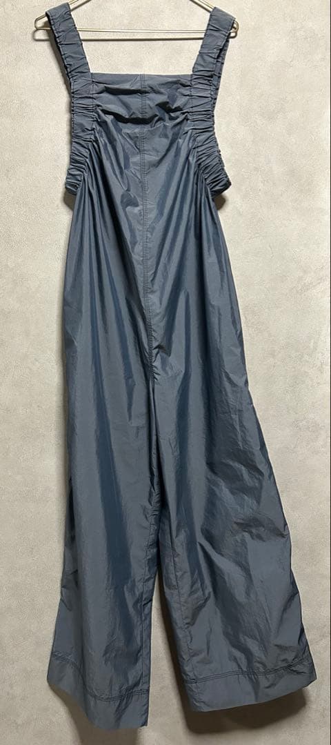 新品　トゥデイフル　 サイドギャザーコンビネゾン　サロペット　スザンヌ着用