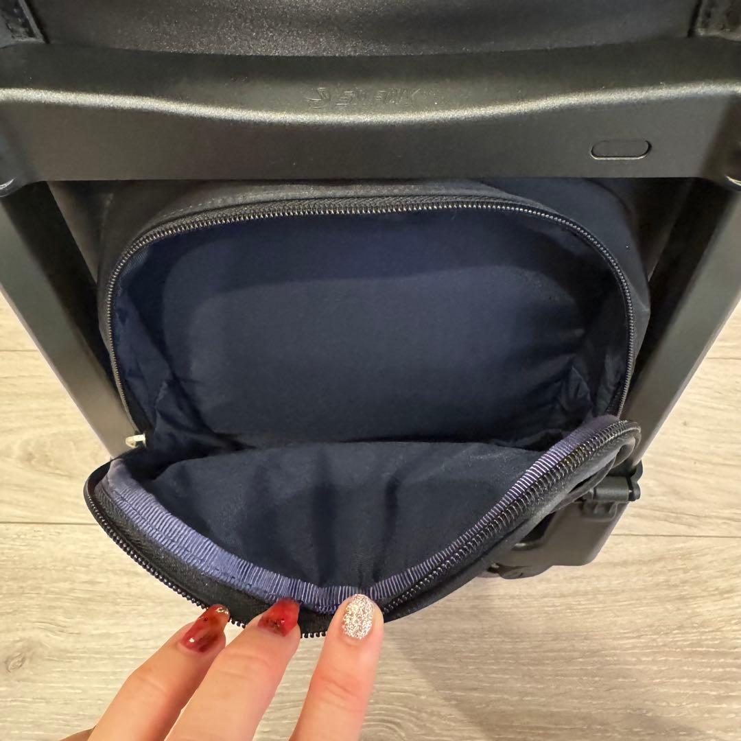 美品 スワニー SWANY キャリーケース ブラック 4輪タイプ