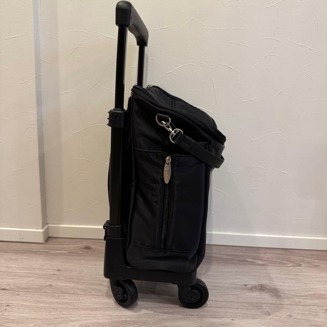 美品 スワニー SWANY キャリーケース ブラック 4輪タイプ