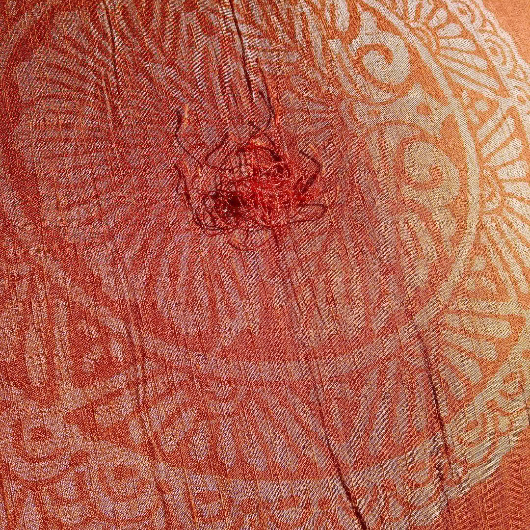 オレンジの花柄座布団　10枚セット　紬風の光沢ある生地