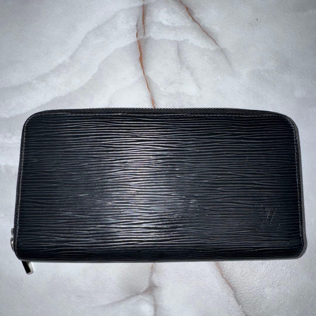 LOUIS VUITTON エピ ジッピーウォレット カード入れ12枚