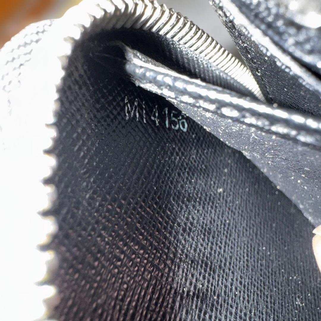 LOUIS VUITTON エピ ジッピーウォレット カード入れ12枚