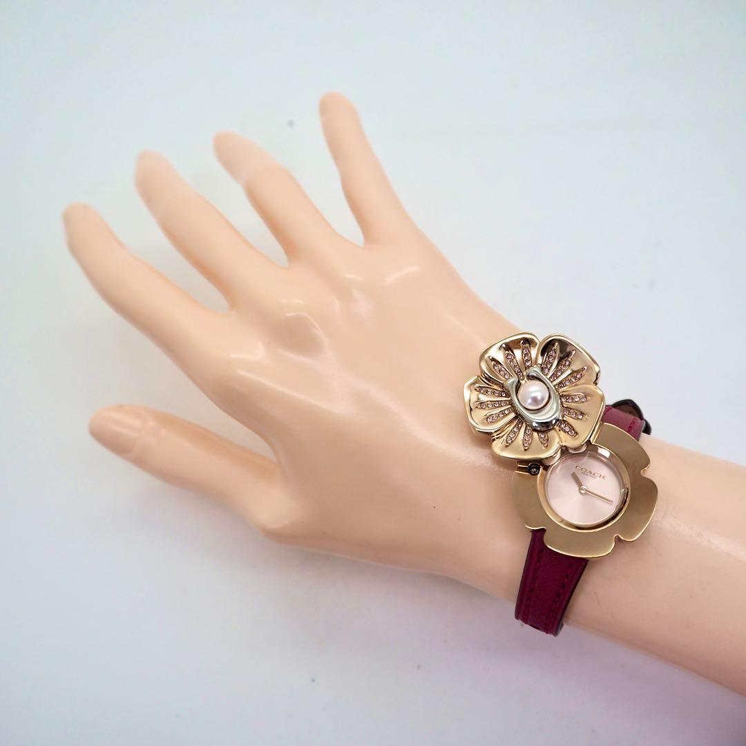 328 稼働【美品】COACH 時計　箱付き レディース　ティーローズ ゴールド