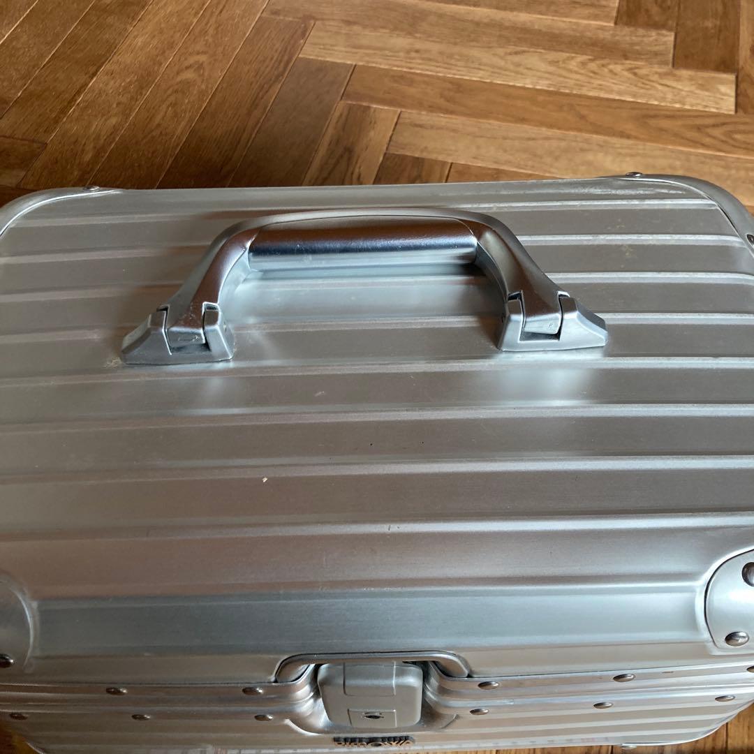 RIMOWA ビューティーケース　リモワビューティーケース　トパーズ