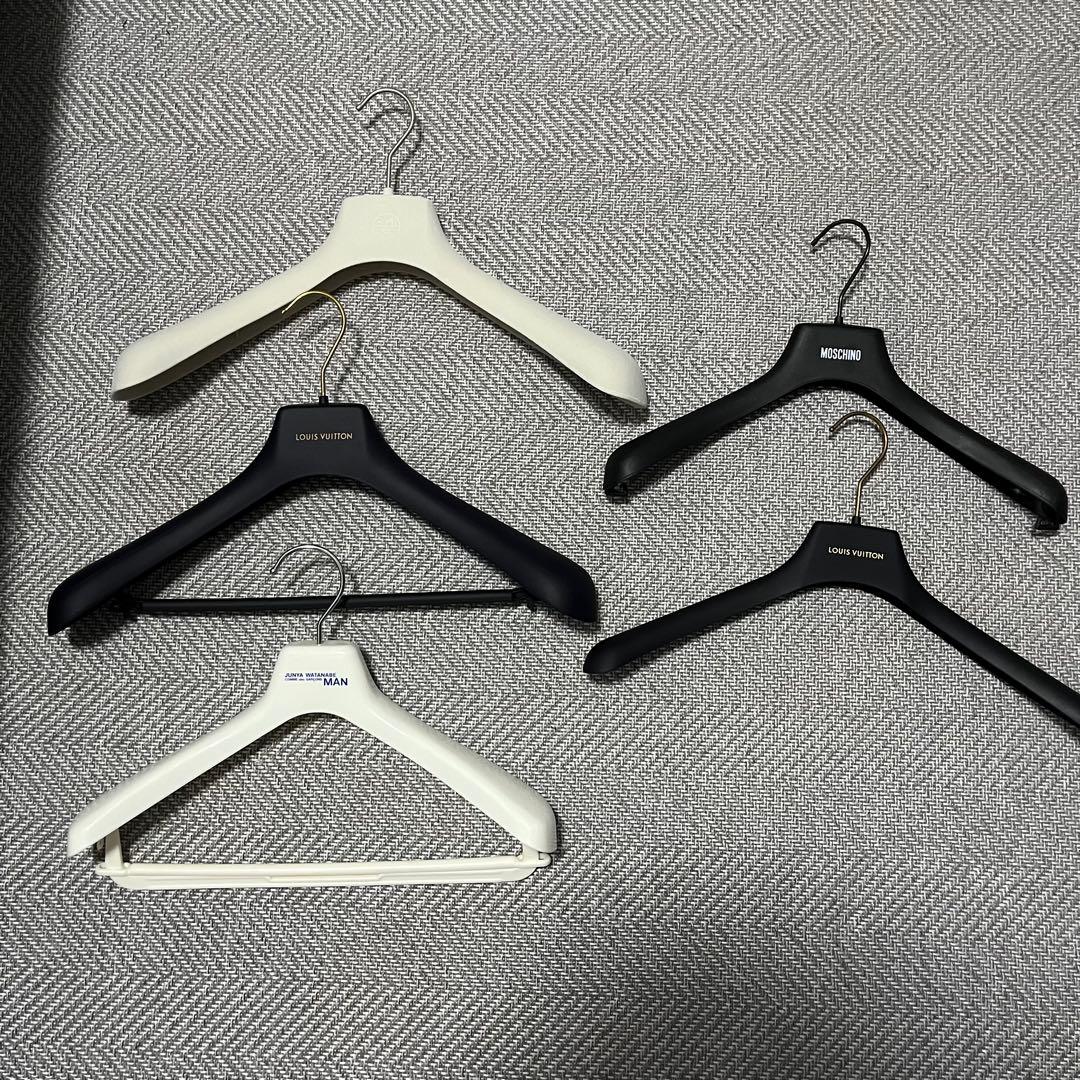LOUIS VUITTON HERMES等ハンガー 5本セット