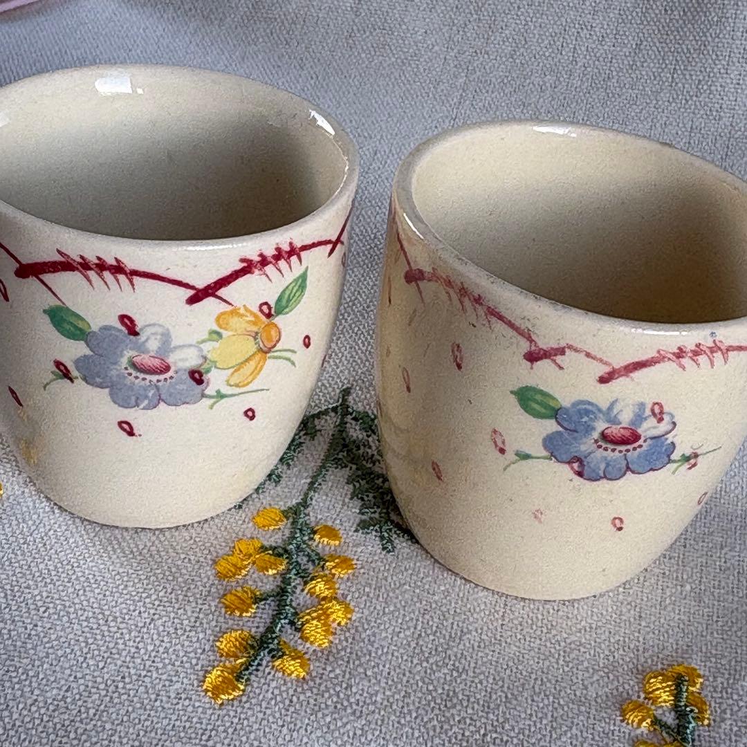 032 スージークーパー　プランタン小花　エッグカップ　2個セット　レッド　赤