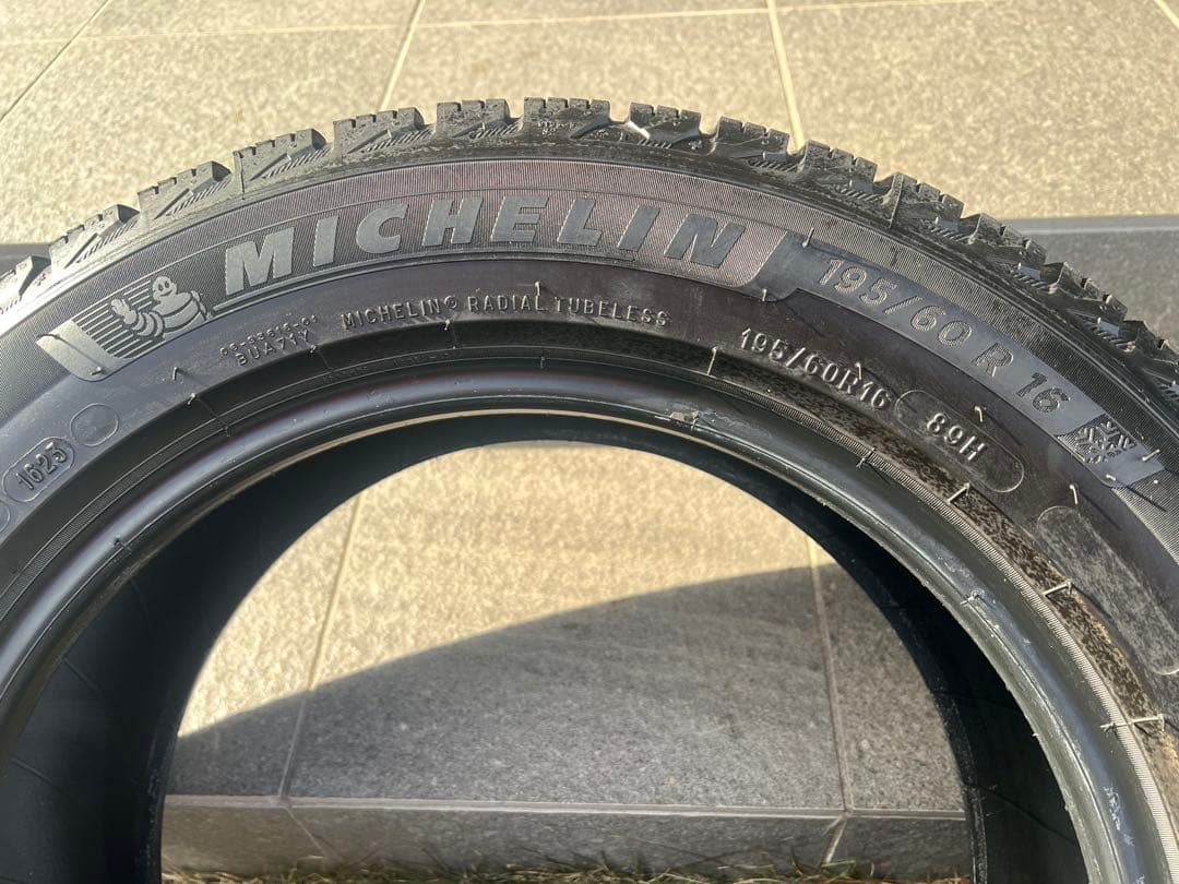 美品◆2023年◆バリ山195/60R16ミシュランX-ICEスタッドレス4本②