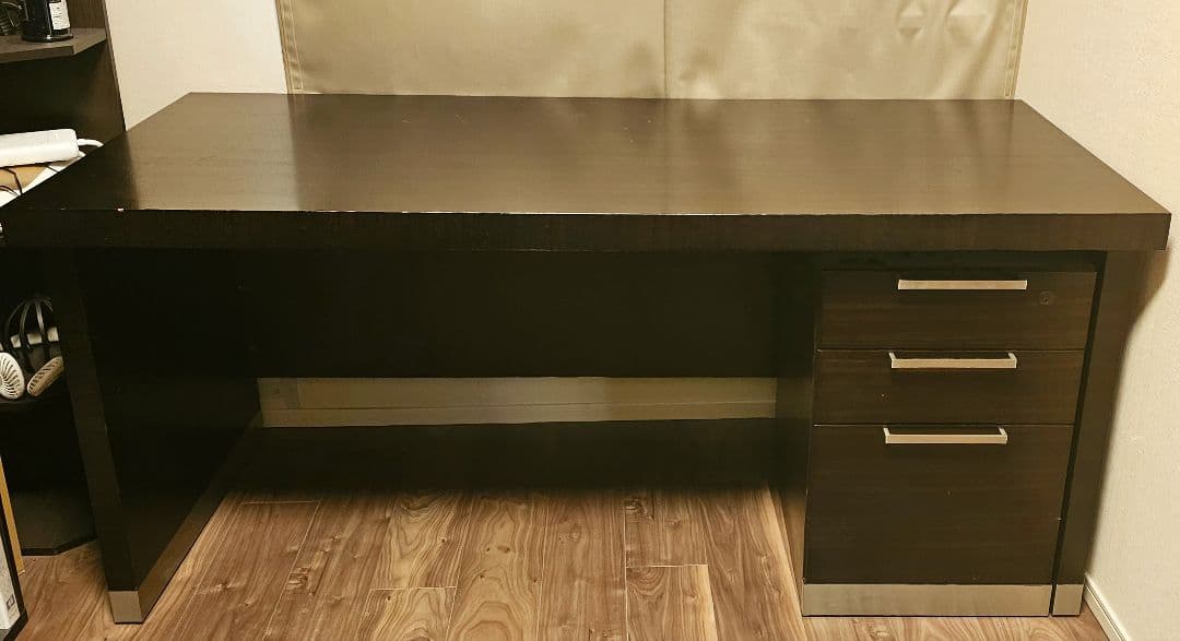 仕事机　デスク　パソコンデスク　大塚家具　重厚