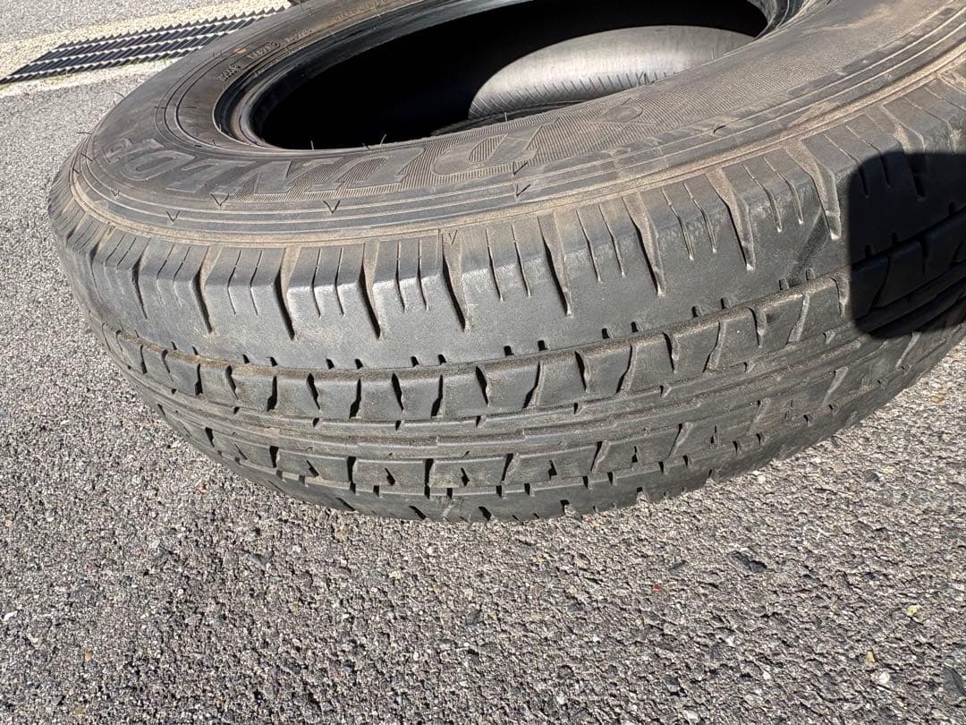 ハイエース用　DUNLOP ENASAVE 15インチタイヤ　4本セット