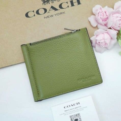 新商品　COACH　マネークリップ　折り財布　正規品　カラー　オリーブグリーン