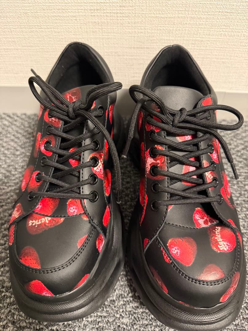 hysteric glamourスカルベリースカルドクロ厚底 24㎝