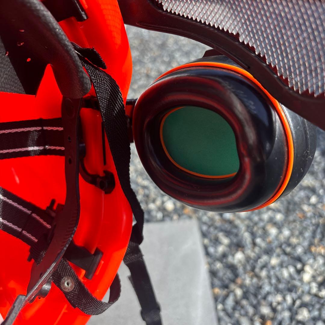 ハスクバーナ ヘルメット