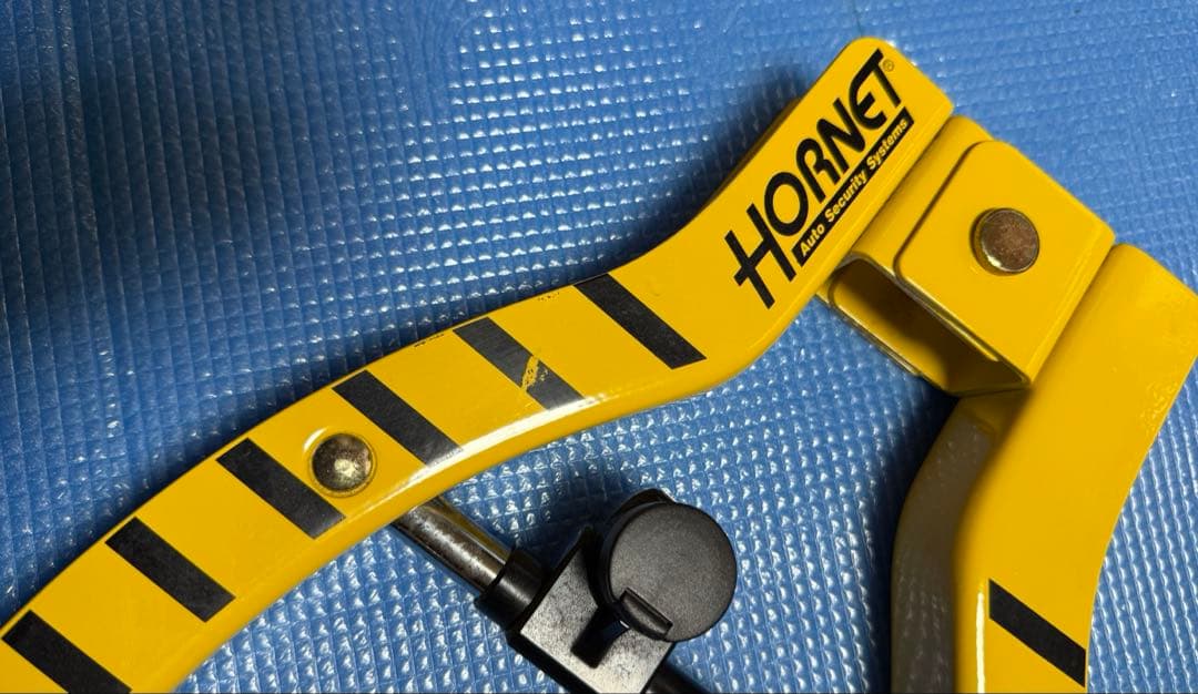 HORNET タイヤロック　CORES ステアリングロックセット売