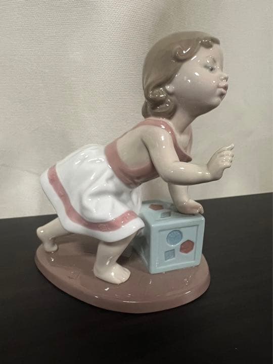 リヤドロ　LLADRO 6428 『My First Step』　はじめての一歩