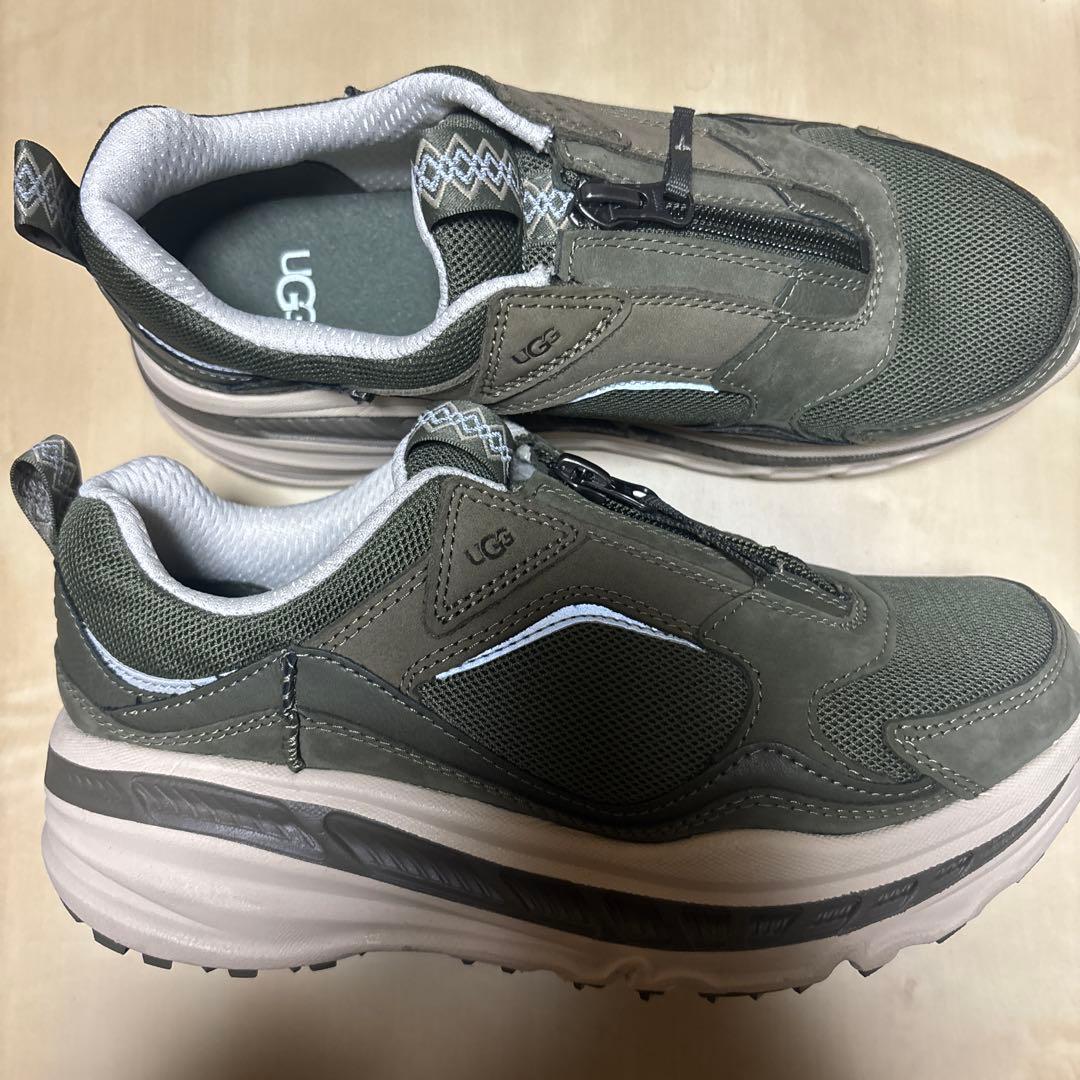 UGG スニーカー　厚底　カーキ