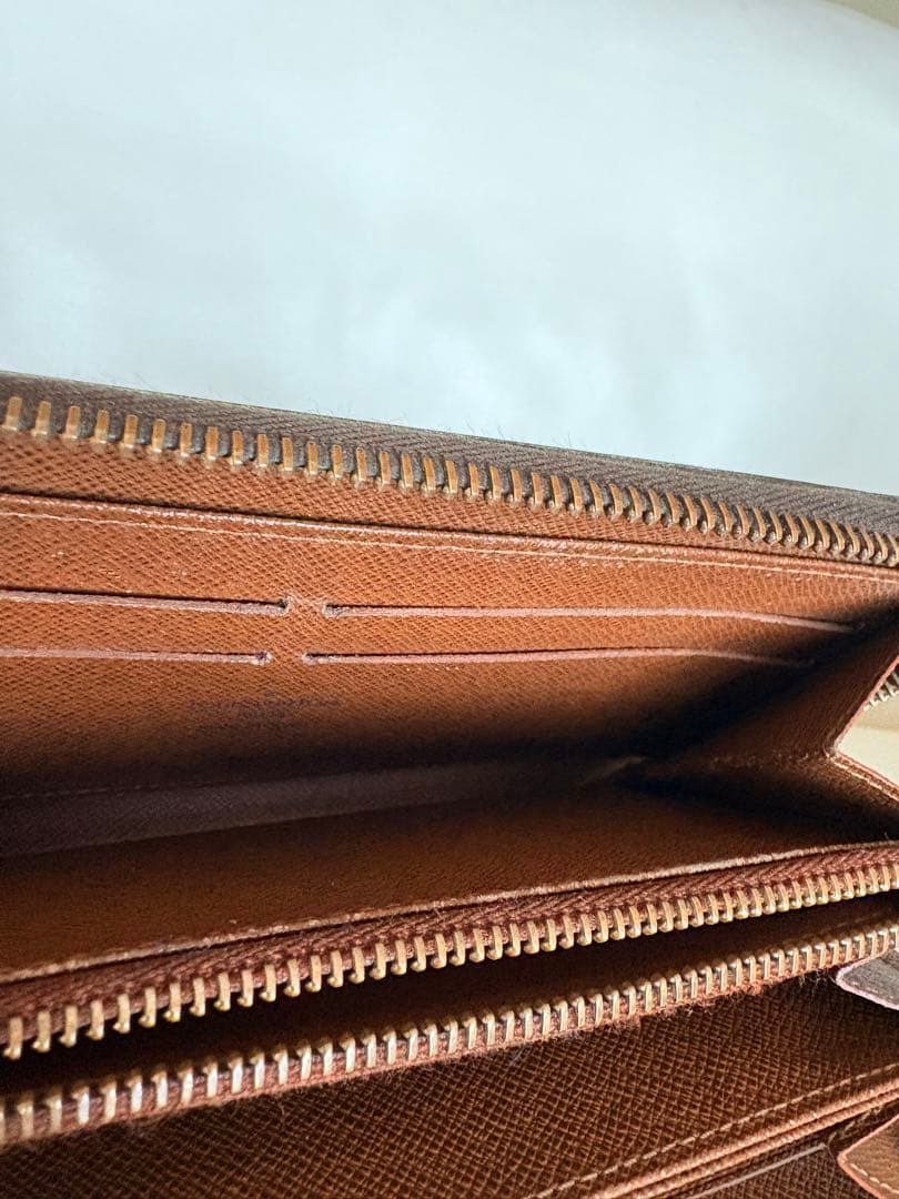ルイヴィトン　モノグラム　ジッピーウォレット　長財布
