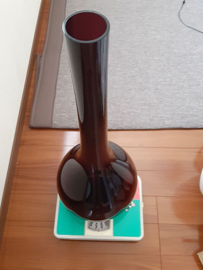 高さ70cm★巨大な花器★ガラス製　花瓶★濃紫色　大きい　生け花★花立