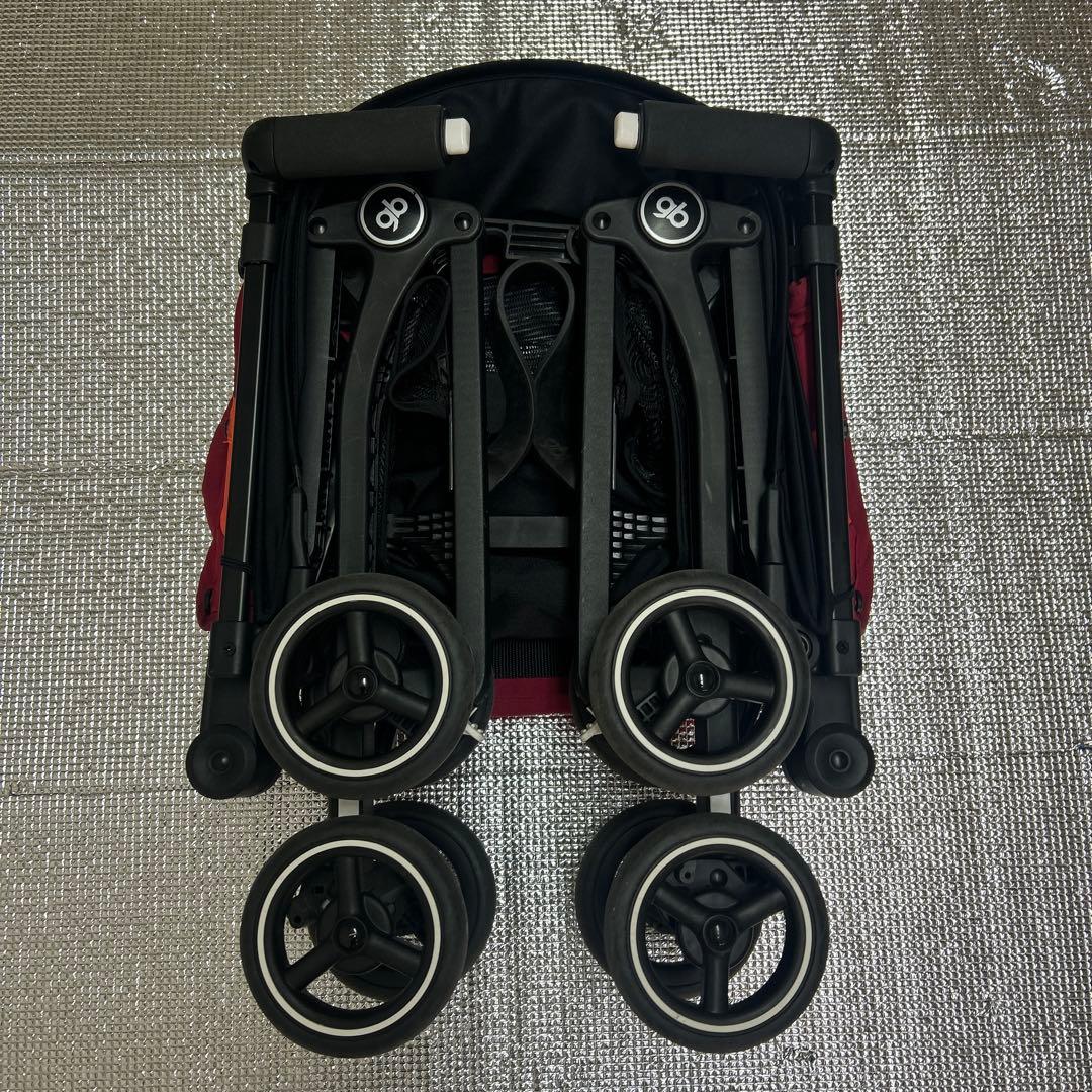 清掃済み　gb ポキットプラス　折り畳みベビーカー　バギー　POCKIT+