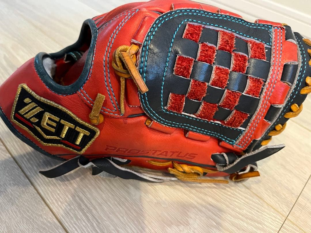 源田モデル　一般軟式用グローブ　ゼット　レッド×ネイビー×オークブラウン
