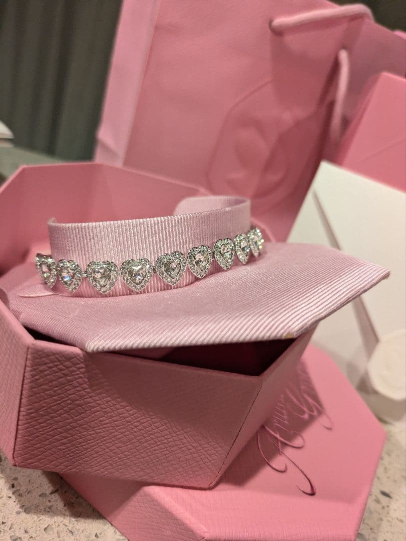 アリアナ・グランデ　swarovski　ブレスレット