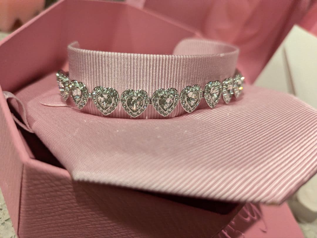 アリアナ・グランデ　swarovski　ブレスレット
