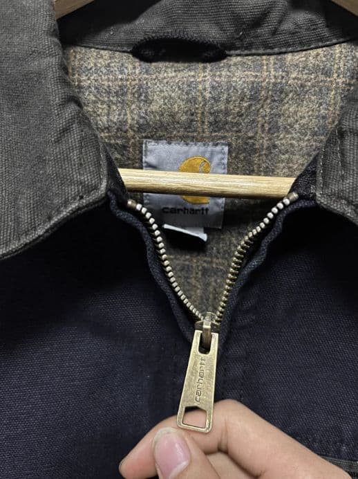 美品 CarharttデトロイトジャケットJ97 S01