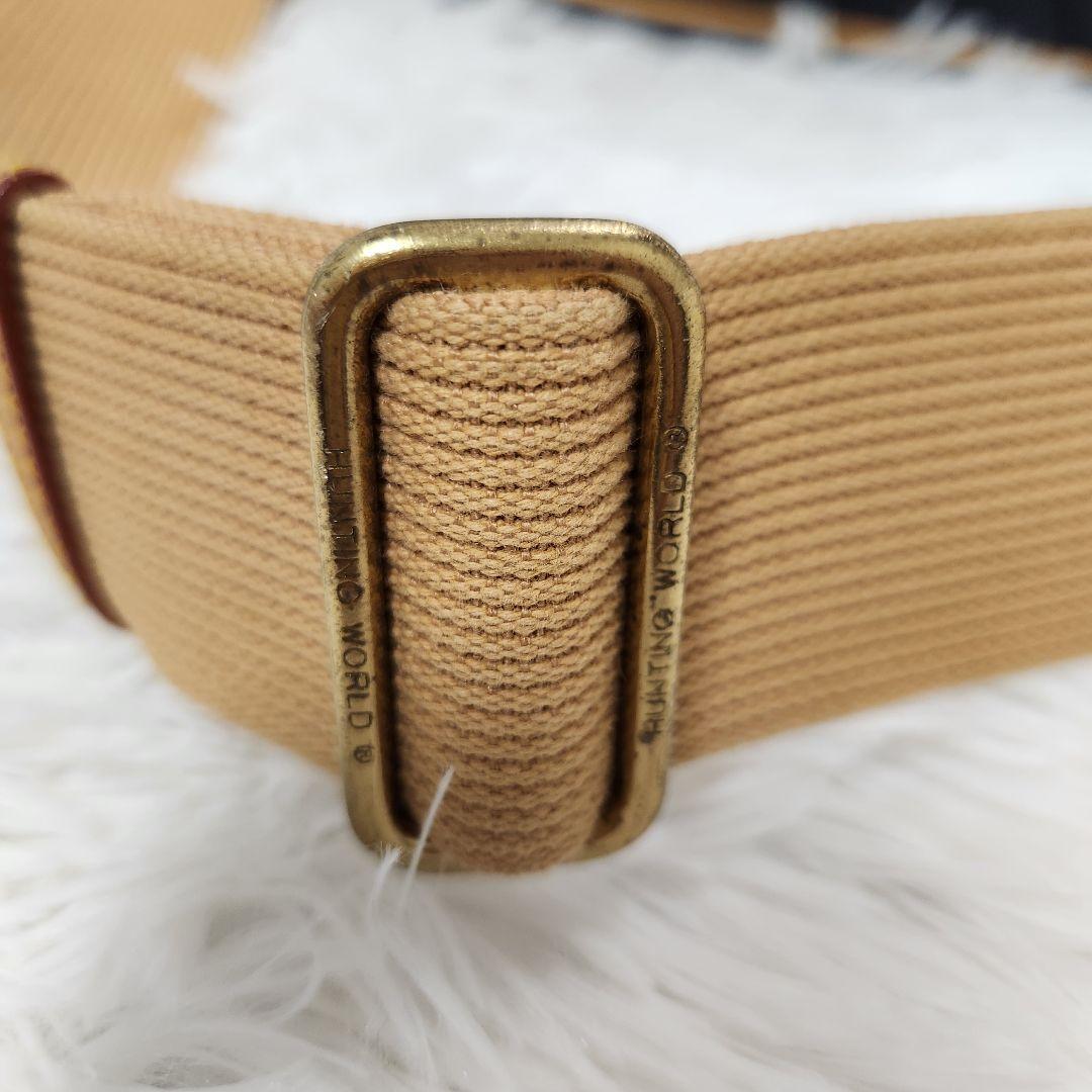 ハンティングワールド　ブラック メッセンジャーバッグ 　ショルダーバッグ